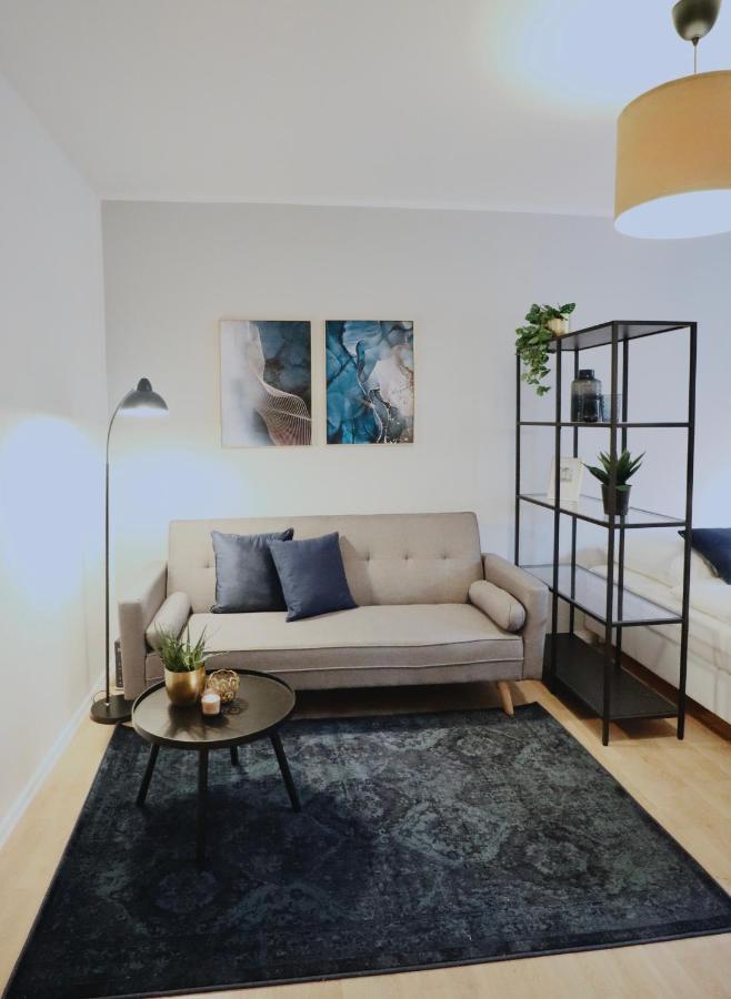 Sapphire Apartment: Free Parking + Netflix + Bathtub Έσσεν Εξωτερικό φωτογραφία