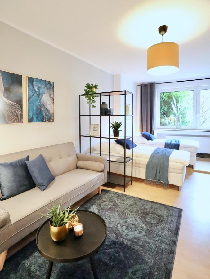 Sapphire Apartment: Free Parking + Netflix + Bathtub Έσσεν Εξωτερικό φωτογραφία