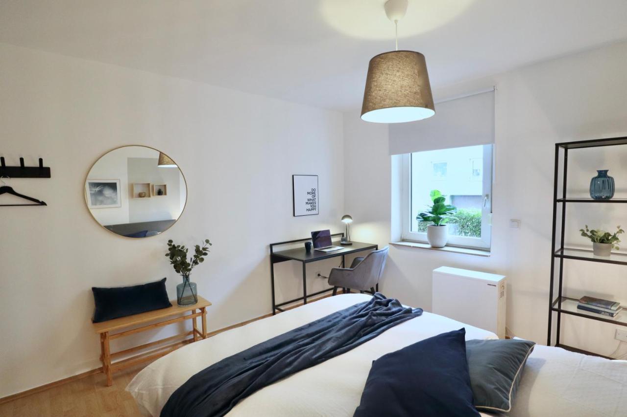 Sapphire Apartment: Free Parking + Netflix + Bathtub Έσσεν Εξωτερικό φωτογραφία