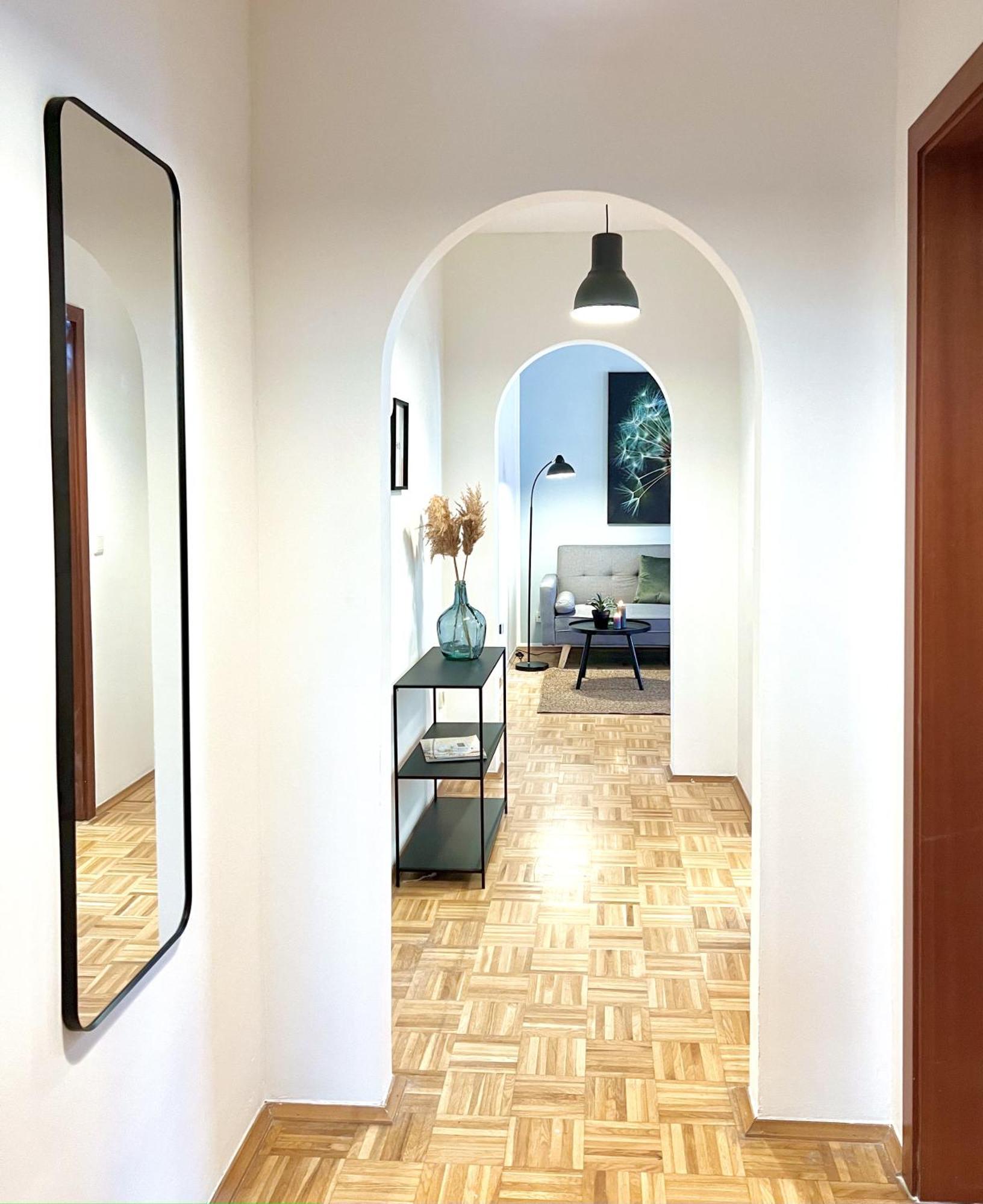 Sapphire Apartment: Free Parking + Netflix + Bathtub Έσσεν Εξωτερικό φωτογραφία